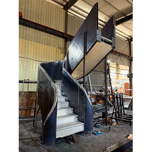 Factory trial assembly of a custom staircase